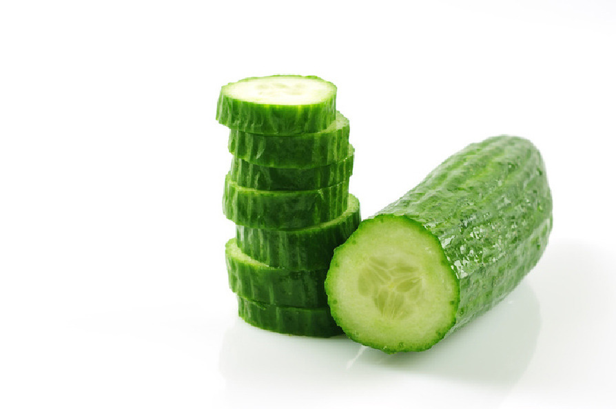 This Green Vegetable's Powerful Effect on Acne Prone Skin