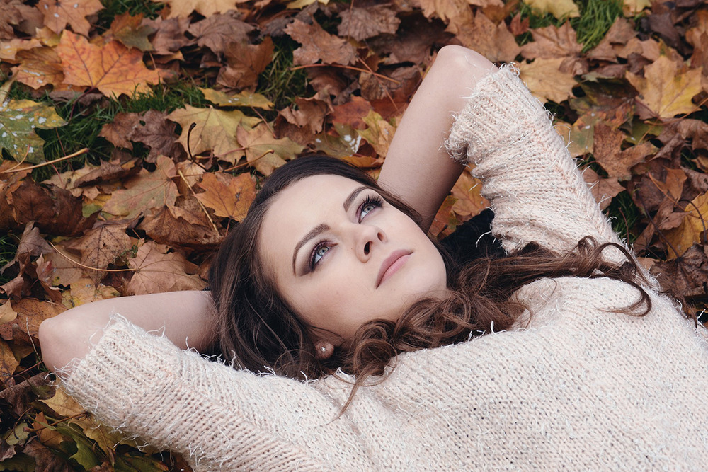 FALL IS HERE... HOW TO COMBAT ACNE SKIN THIS SEASON