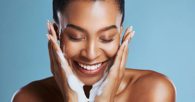 What is the 4- 2- 4 rule in skincare and is good or bad for acne prone skin